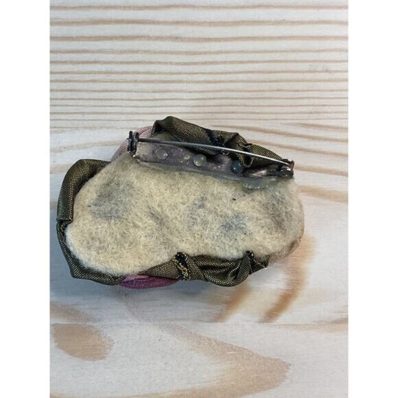Fabric Rose Cluster Brooch With Bar Pin - Picture 2 of 3